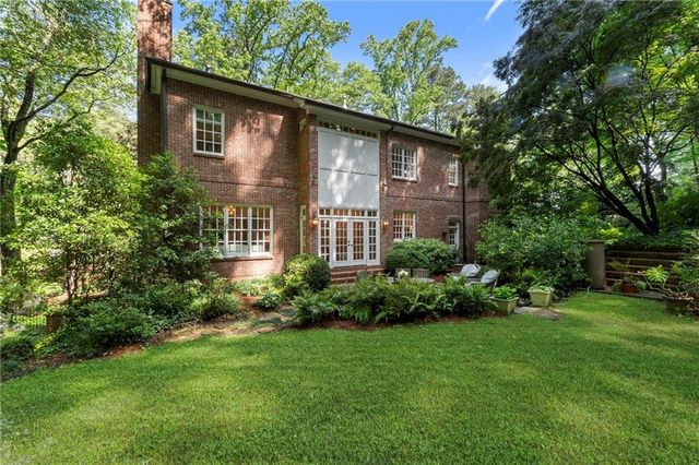 2769 Mornington Drive, Atlanta, GA 30327