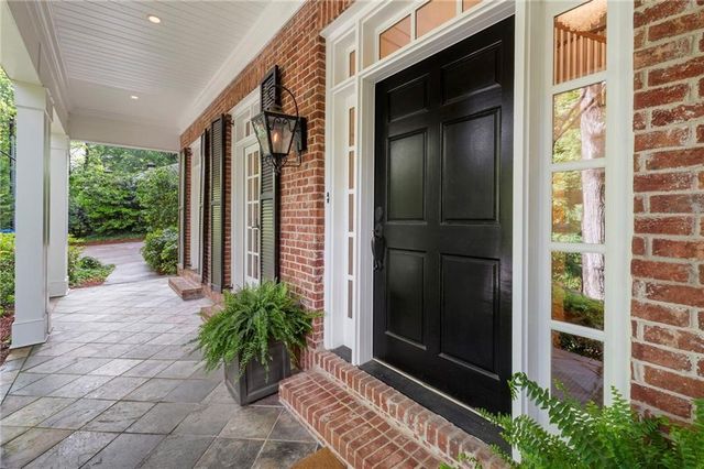 2769 Mornington Drive, Atlanta, GA 30327