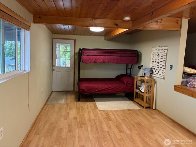 633 Maple Grove Rd, Camano Island, WA 98282