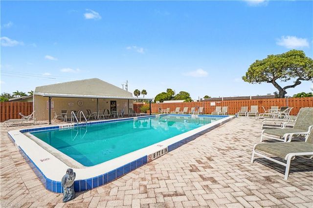 6300 S Pointe BLVD # 433, Fort Myers, FL 33919