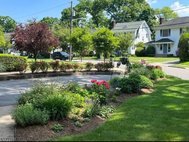 197 Grove St, Montclair Twp., NJ 07042