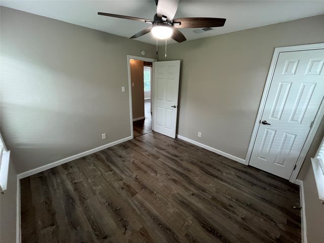 8438 Maddox Street, Dallas, TX 75217
