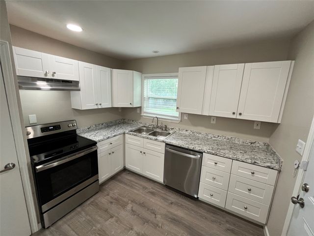 8438 Maddox Street, Dallas, TX 75217