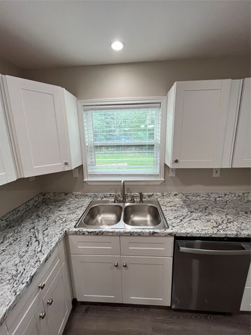 8438 Maddox Street, Dallas, TX 75217