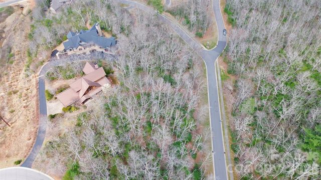 21 Settings Boulevard 40, Black Mountain, NC 28711