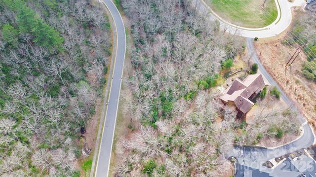21 Settings Boulevard 40, Black Mountain, NC 28711