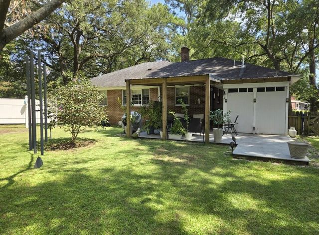 2223 Glendale Drive, Charleston, SC 29414