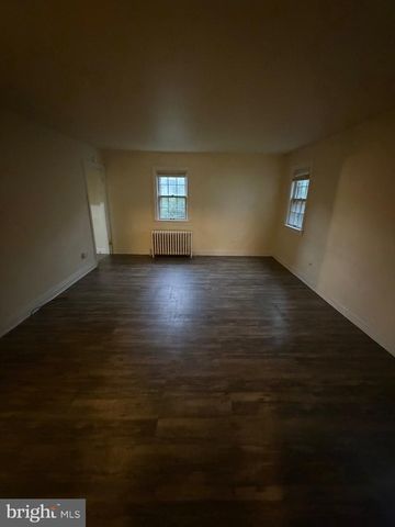 81 E PARK PL, Newark, DE 19711