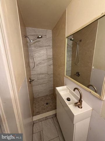 81 E PARK PL, Newark, DE 19711