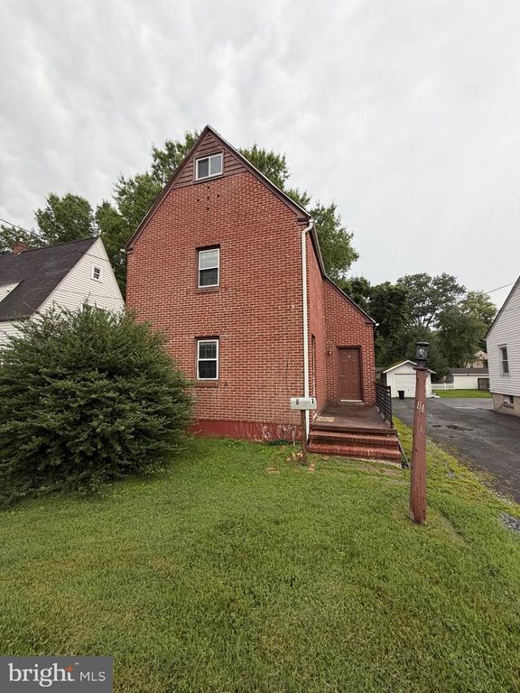 81 E PARK PL, Newark, DE 19711