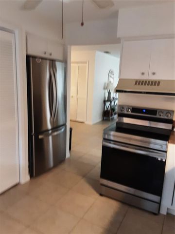 4423 PELORUS DRIVE B, New Port Richey, FL 34652
