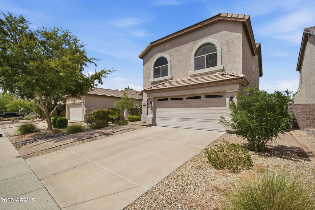 4640 E CHISUM Trail, Phoenix, AZ 85050 — photo 2