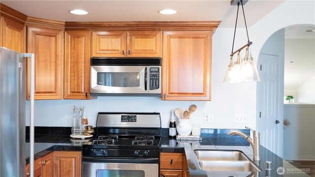 2107 Tacoma Court, Tacoma, WA 98405