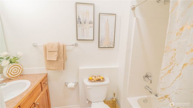 2107 Tacoma Court, Tacoma, WA 98405