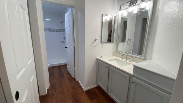 1716 W Cortez Street Unit 207, Phoenix, AZ 85029