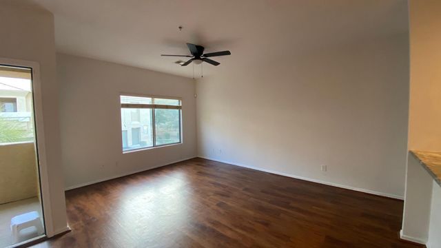 1716 W Cortez Street Unit 207, Phoenix, AZ 85029