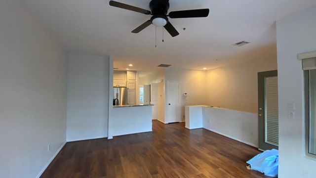 1716 W Cortez Street Unit 207, Phoenix, AZ 85029