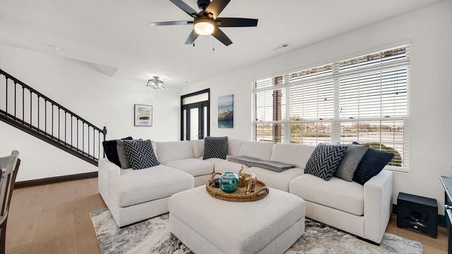 938 Fountain Place, Schererville, IN 46375