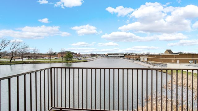 938 Fountain Place, Schererville, IN 46375