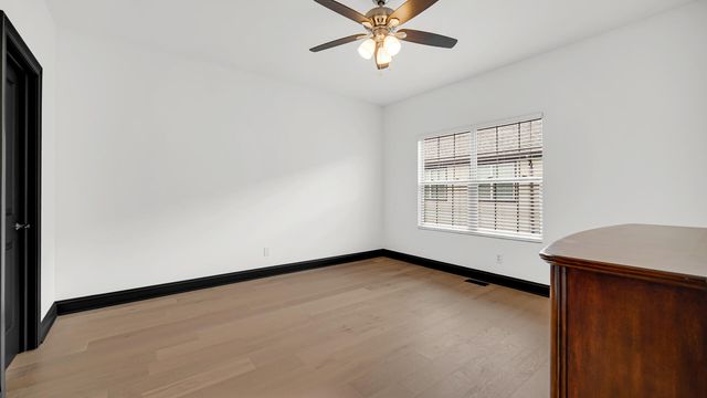 938 Fountain Place, Schererville, IN 46375