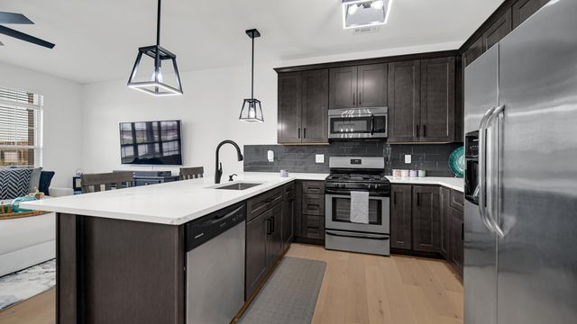 938 Fountain Place, Schererville, IN 46375