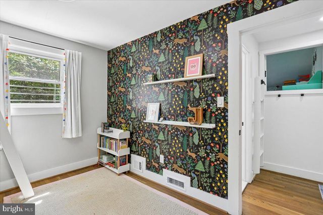 9409 HOLLAND AVE, Bethesda, MD 20814