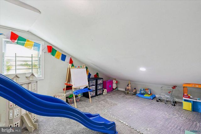 9409 HOLLAND AVE, Bethesda, MD 20814