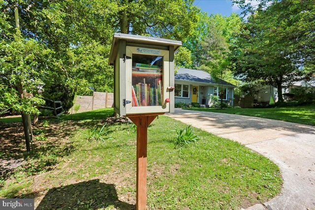 9409 HOLLAND AVE, Bethesda, MD 20814