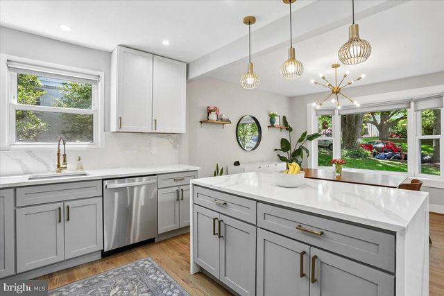 9409 HOLLAND AVE, Bethesda, MD 20814