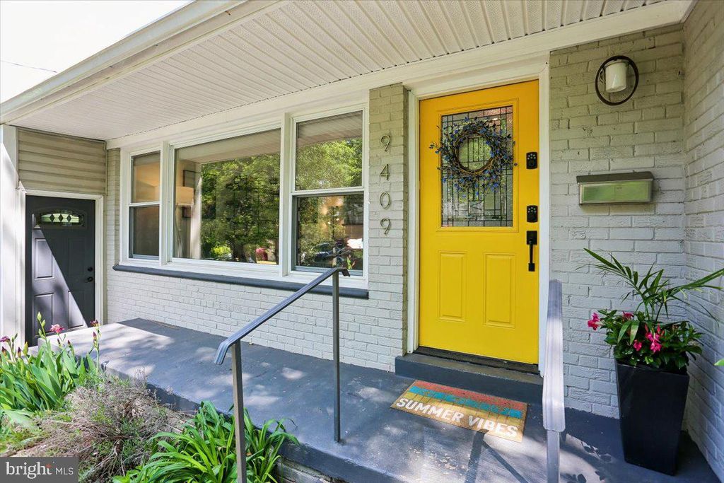 Image 2 of property listing at 9409 HOLLAND AVE, Bethesda, MD 20814
