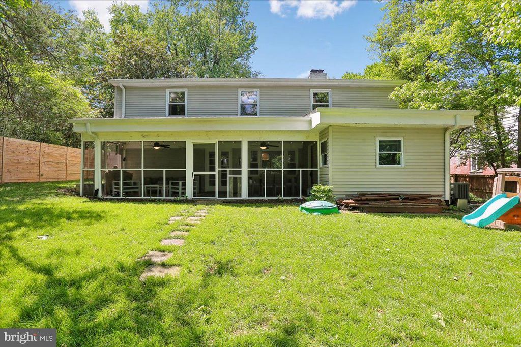 Image 29 of property listing at 9409 HOLLAND AVE, Bethesda, MD 20814