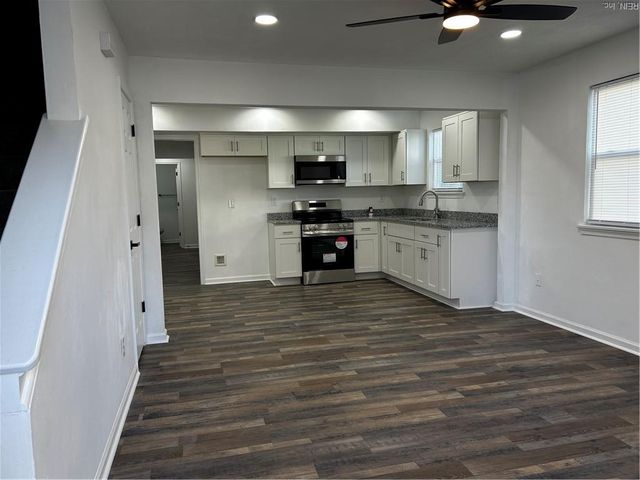 2044 Christian AVE, Chesapeake, VA 23324