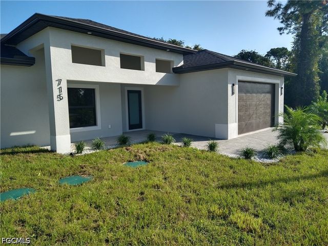 715 Long Island St E, Lehigh Acres, FL 33974