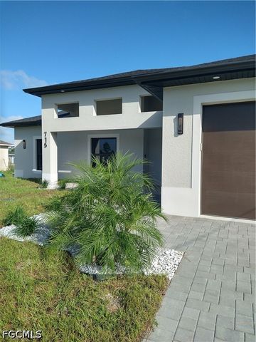 715 Long Island St E, Lehigh Acres, FL 33974