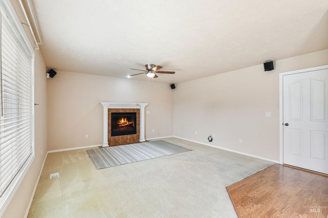 1215 W Eagle Avenue, Nampa, ID 83651