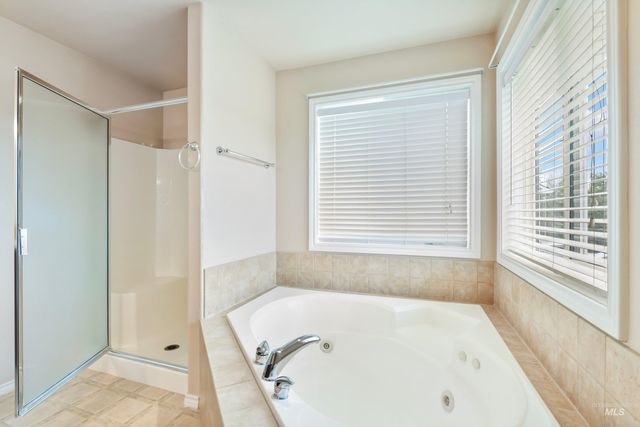 1215 W Eagle Avenue, Nampa, ID 83651