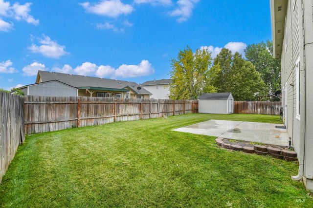 1215 W Eagle Avenue, Nampa, ID 83651