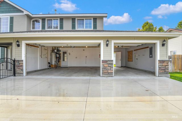 1215 W Eagle Avenue, Nampa, ID 83651
