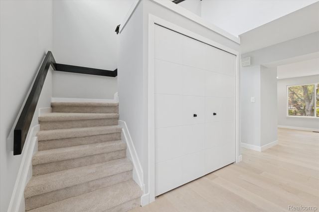 3668 Bayou Drive, West Bloomfield Charter Township, MI 48323