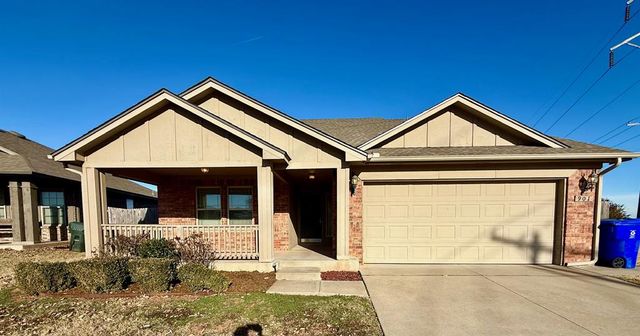 901 Blue Fish Road, Norman, OK 73069