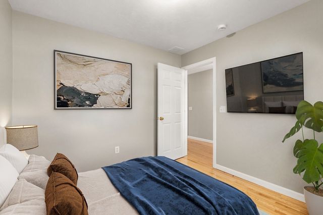 3076 Hunters Hill Dr, Dighton, MA 02715
