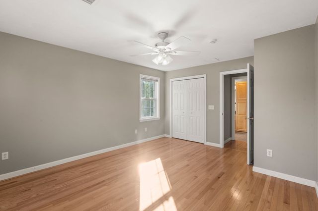 3076 Hunters Hill Dr, Dighton, MA 02715