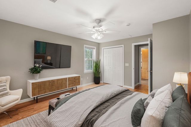 3076 Hunters Hill Dr, Dighton, MA 02715