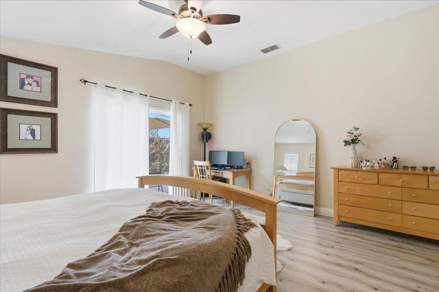 7821 Shell Beach Dr, Antelope, CA 95843