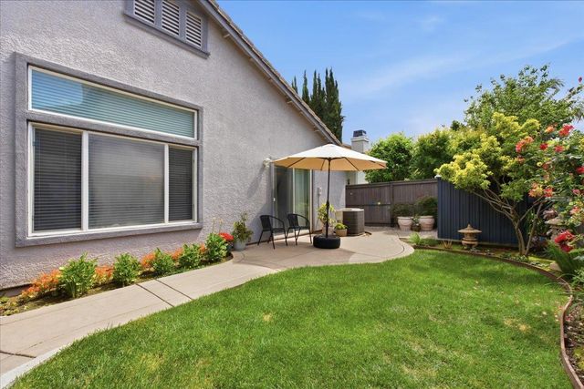 7821 Shell Beach Dr, Antelope, CA 95843