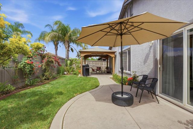 7821 Shell Beach Dr, Antelope, CA 95843