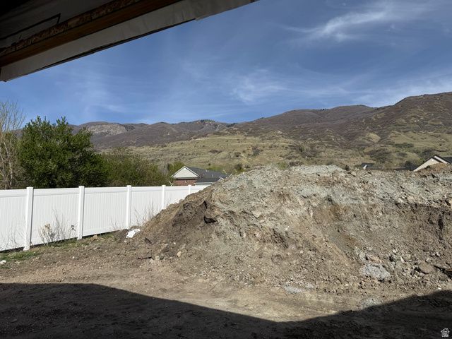 286 W SUMMERHILL LN, Centerville, UT 84014