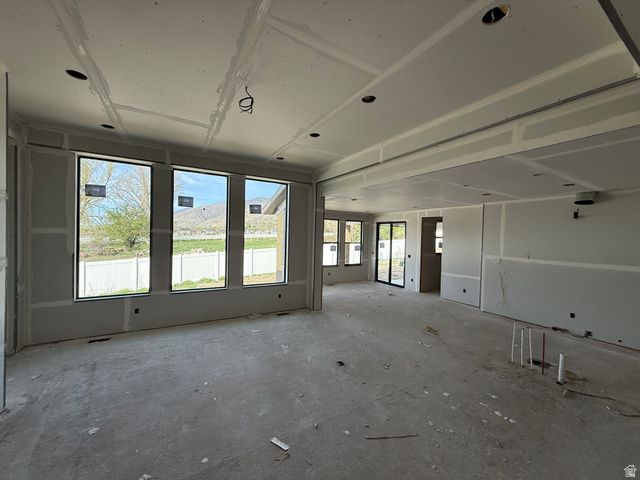 286 W SUMMERHILL LN, Centerville, UT 84014