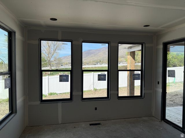 286 W SUMMERHILL LN, Centerville, UT 84014