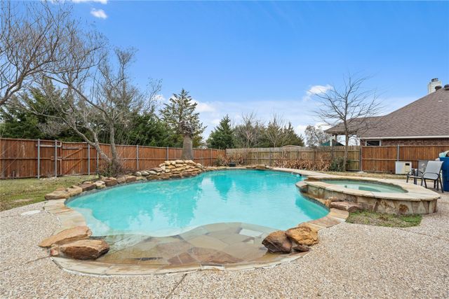 1320 Artemus Drive, Lancaster, TX 75134